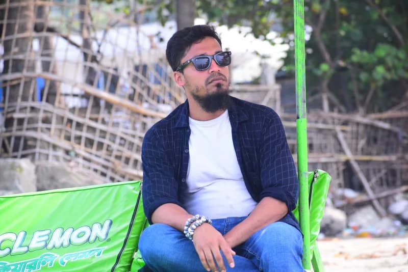 Nayem Hossen, ZippCall customer calling UK from Bangladesh